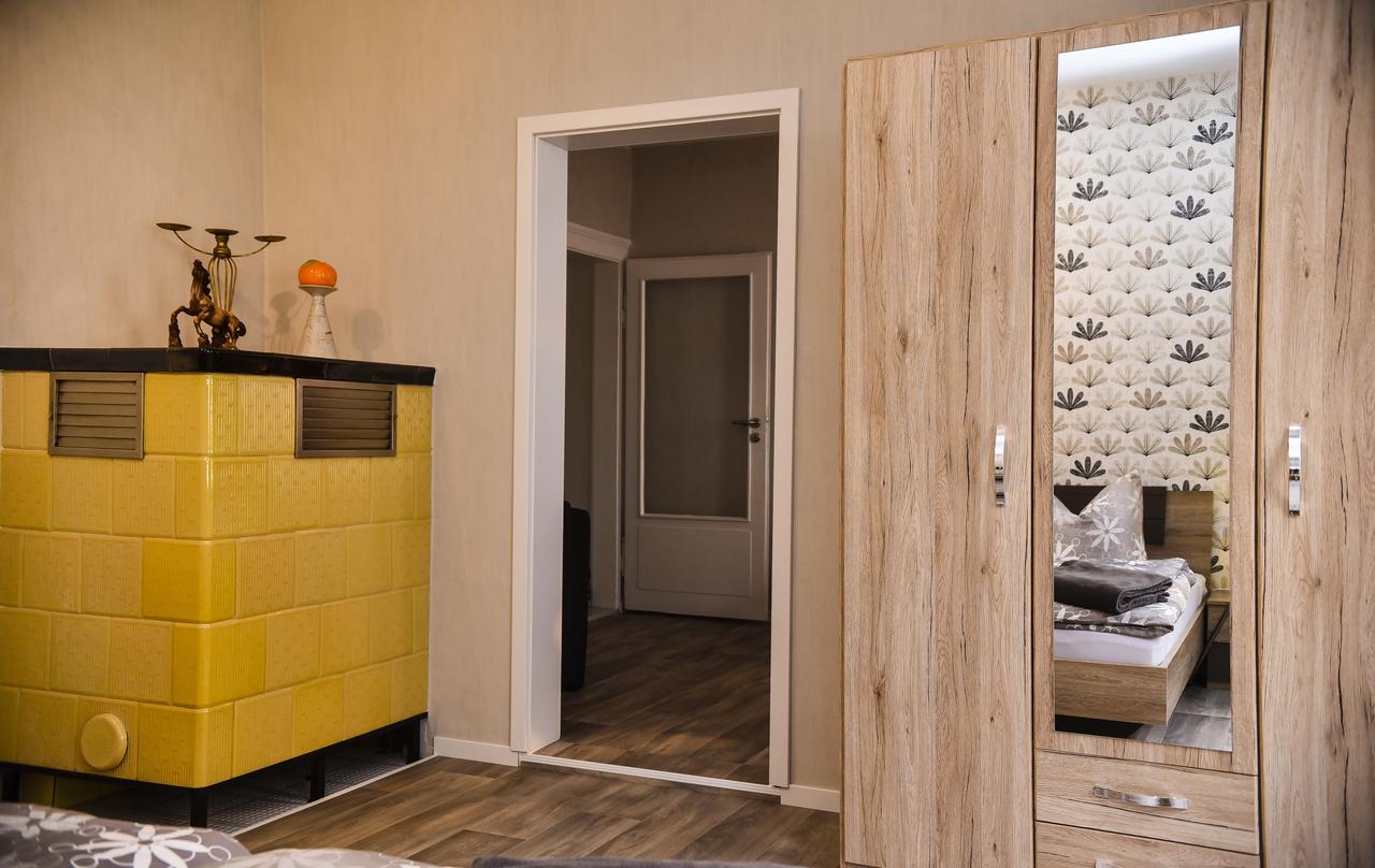 Ferienwohnung Schwarz & Weiss Eisenach Bagian luar foto